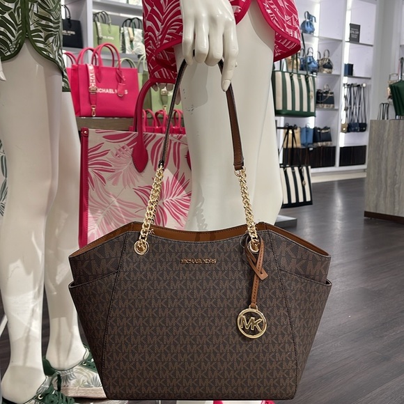 MICHAEL KORS LG CHAIN SHLDR TOTE BROWN 35F8GTVE7B - Picture 4 of 16